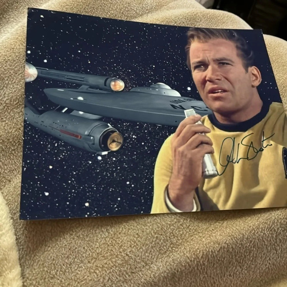 - Star Trek - Picture 1 of 1